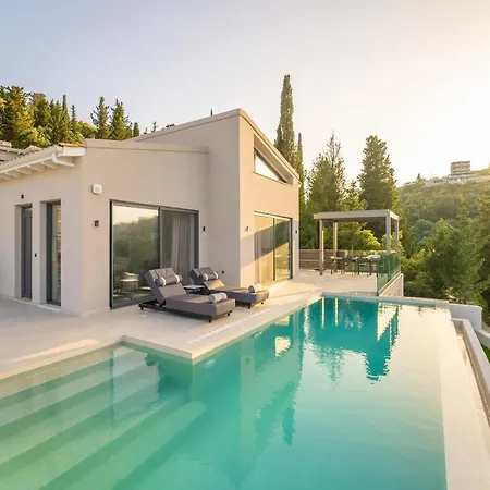 Dama Olga Lygia (Lefkada)