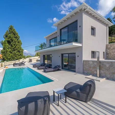 Dama Olga * Lygia (Lefkada)